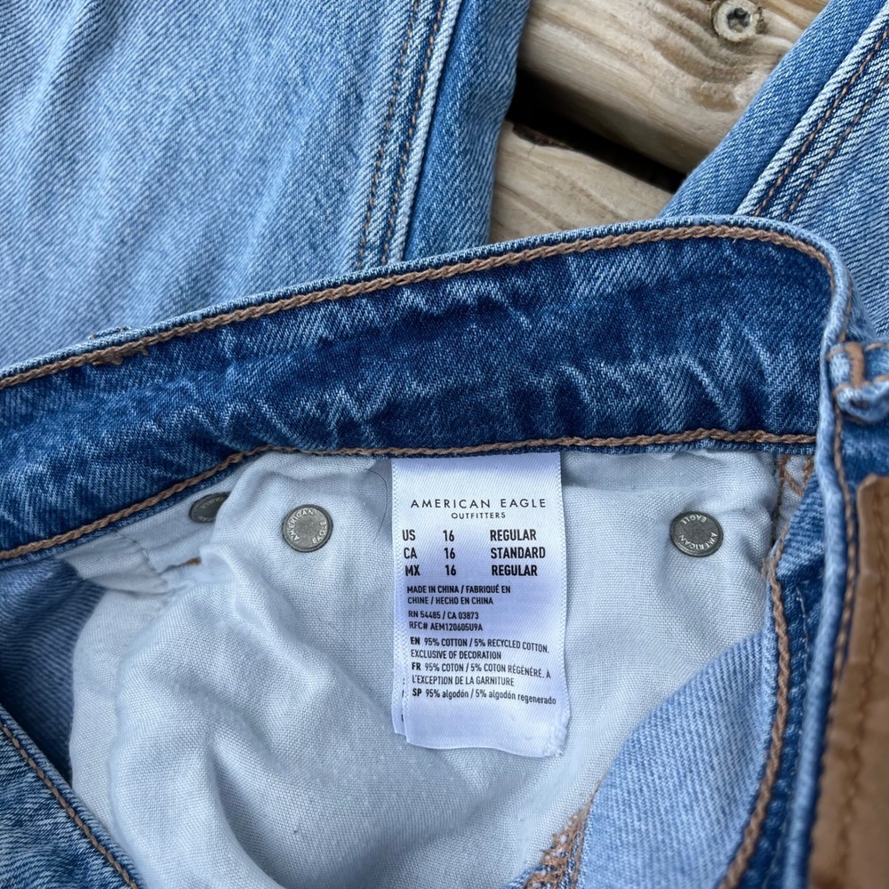 American Eagle Jeans Low Rise Skater Wide Leg Light Wash 100% Cotton Size 16 - Picture 7 of 7